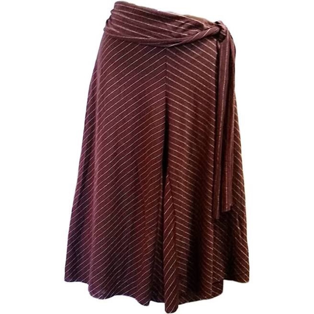 Culottes from Xhilaration. Purple and gold.